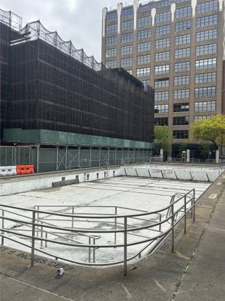 The Tony Dapolito Recreation Center’s Outdoor Pool, also known as Carmine Street Pool, located at Seventh Avenue South and Clarkston Street, will remain closed this summer for the fifth summer in a row. Photo Credit: Alessia Girardin.