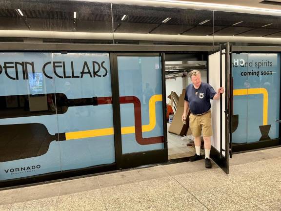 In addition to reopening Tracks, Bruce Caulfield aims to bring back a liquor store in the LIRR Concourse. He kept the license after the MTA forced the original to evacuate in 2019. Photo: Ralph Spielman