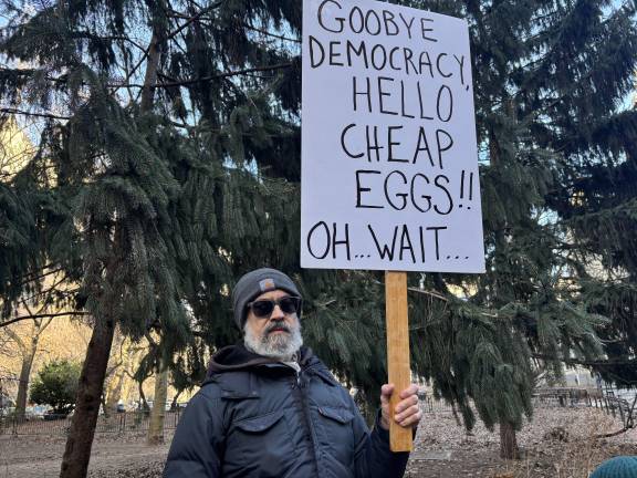 One participant at the anti-Trump really chose a tongue-in-cheek way to protest.