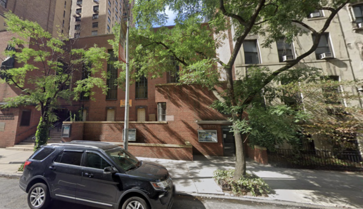 The brick building at 34 E. 35th St. between Park and Madison Ave. was to be demolished to build an 18 story residential/commerical building. Construction was halted when a worked in a cherry picker hit his head on a steel beam on Dec. 13 and died instantly.