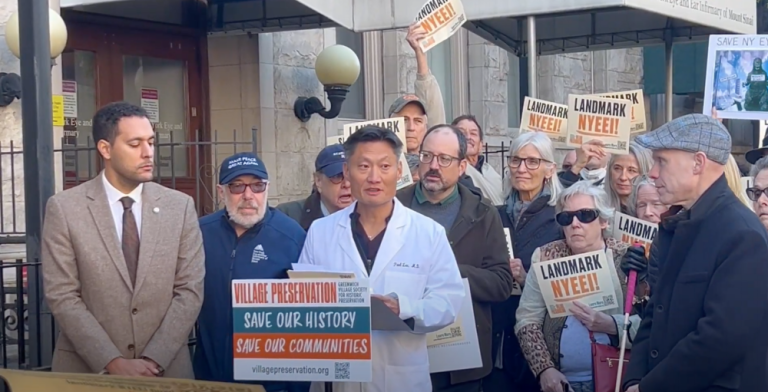 Paul S. Lee, an associate professor of ophthalmology with Mt. Sinai, speaking about the virtues of NYEE at the October 15 rally.